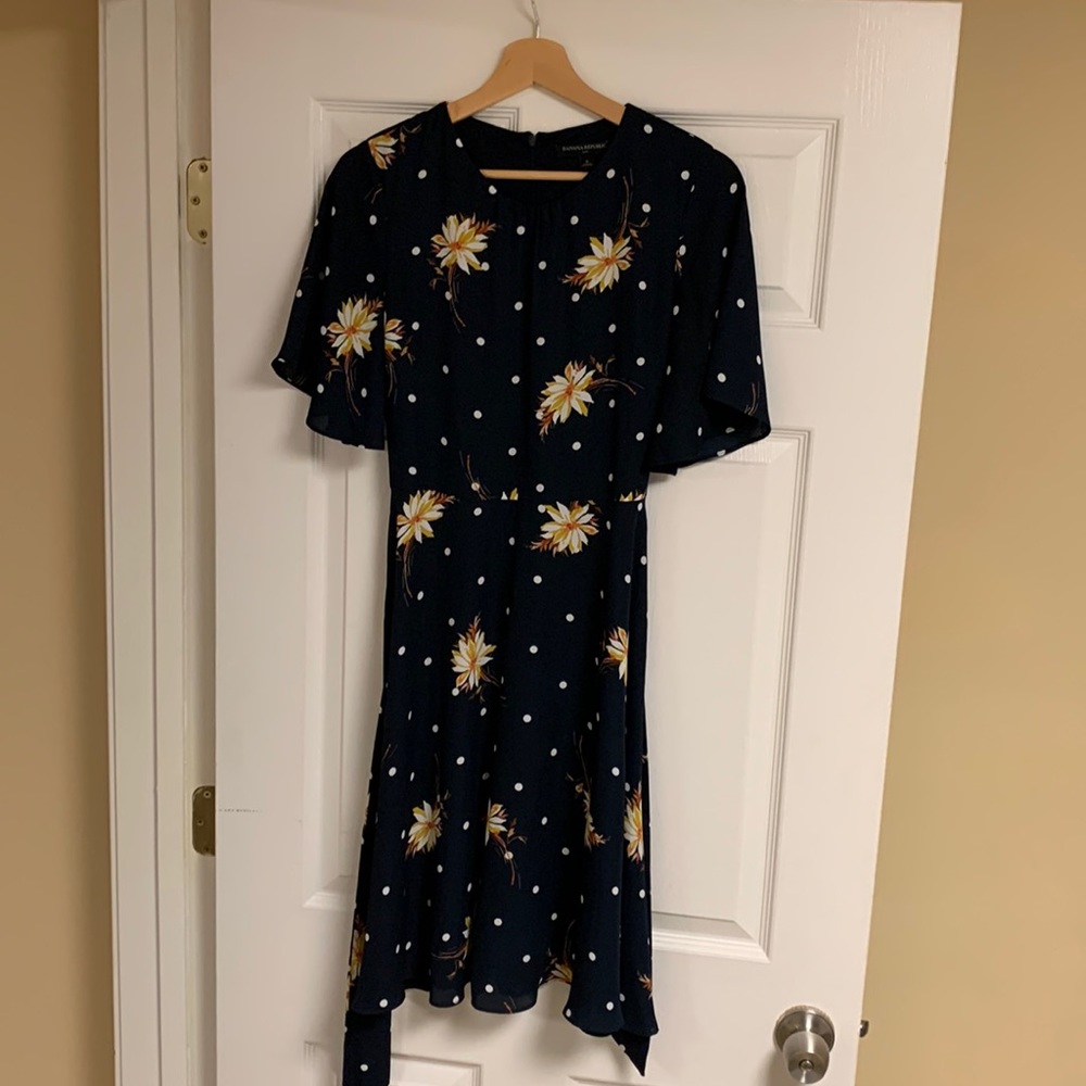 Banana Republic navy blue dress, 6